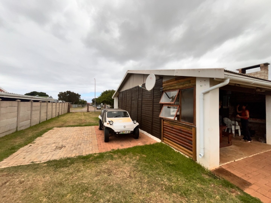 4 Bedroom Property for Sale in C Place Eastern Cape